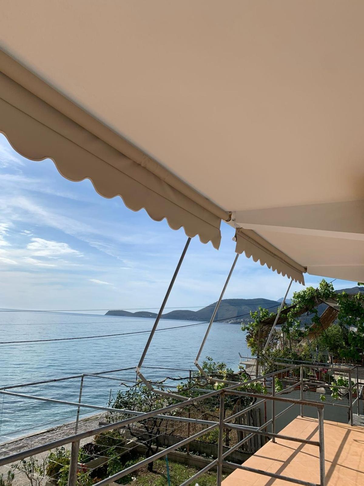 Sea La Vie Anesti Appartement *